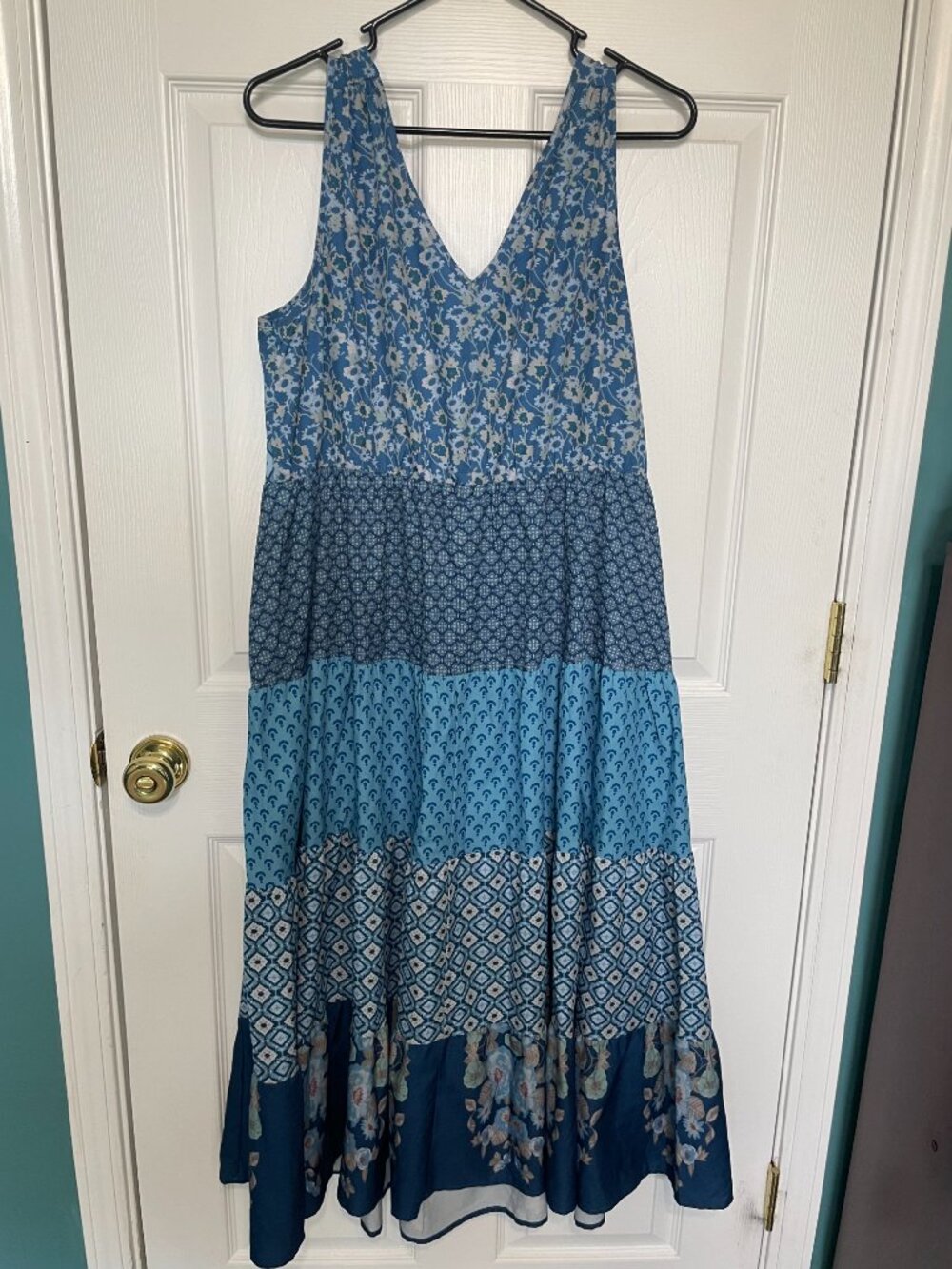 Bloomchic Bandana Patchwork Floral Sleeveless Tiered Midi Dress, Size 14-16 - Picture 6 of 7